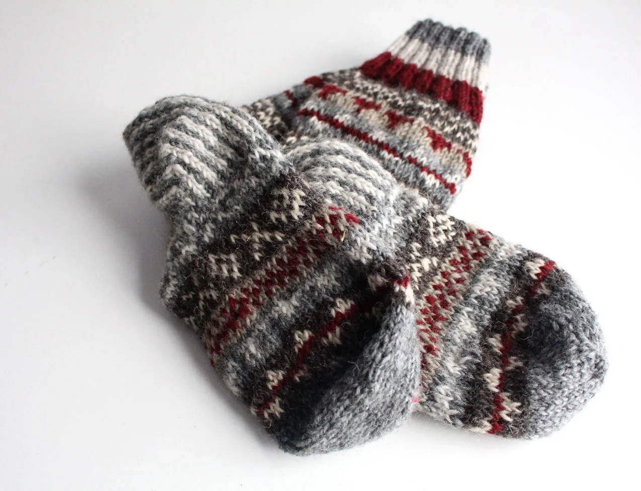 Gray Red Multicolored Pure Woolen Socks